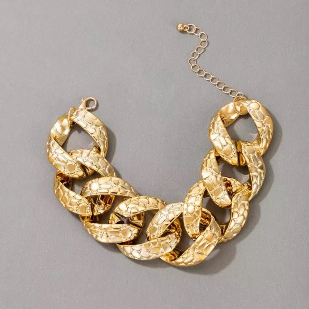 ⚜️[𝟯/$𝟯𝟴]⚜️Big Gold Snake Skin Bracelet NEW - Picture 7 of 9